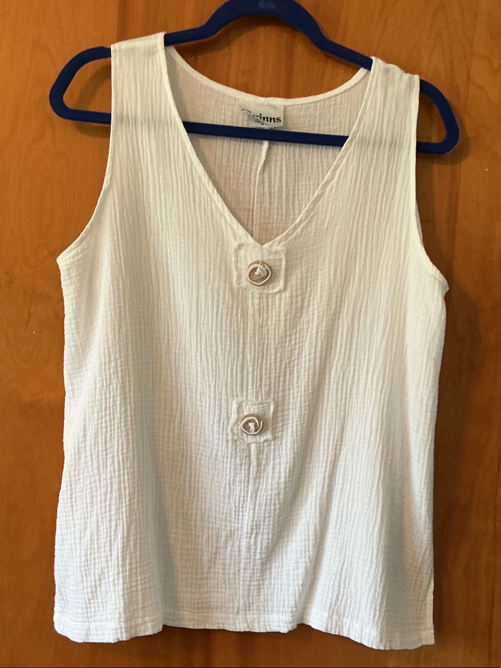 2 Piece tunic & ankle pant.V-Neck Sleeveless with Button Details.